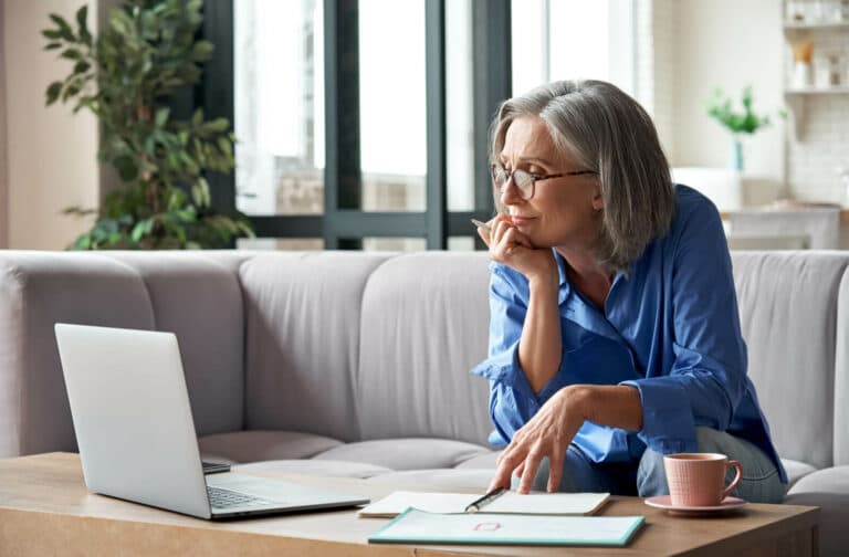 questions to ask when looking for a caregiver for your elderly parent hero
